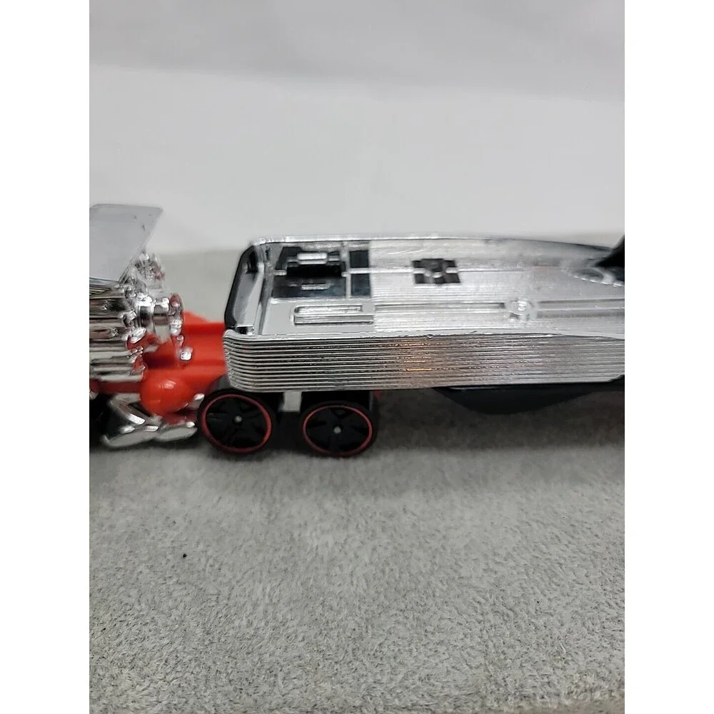 Hot Wheels Moto Sky Show Rig Fire Patrol Semi Truck Trailer Vehicle 2014 Mattel